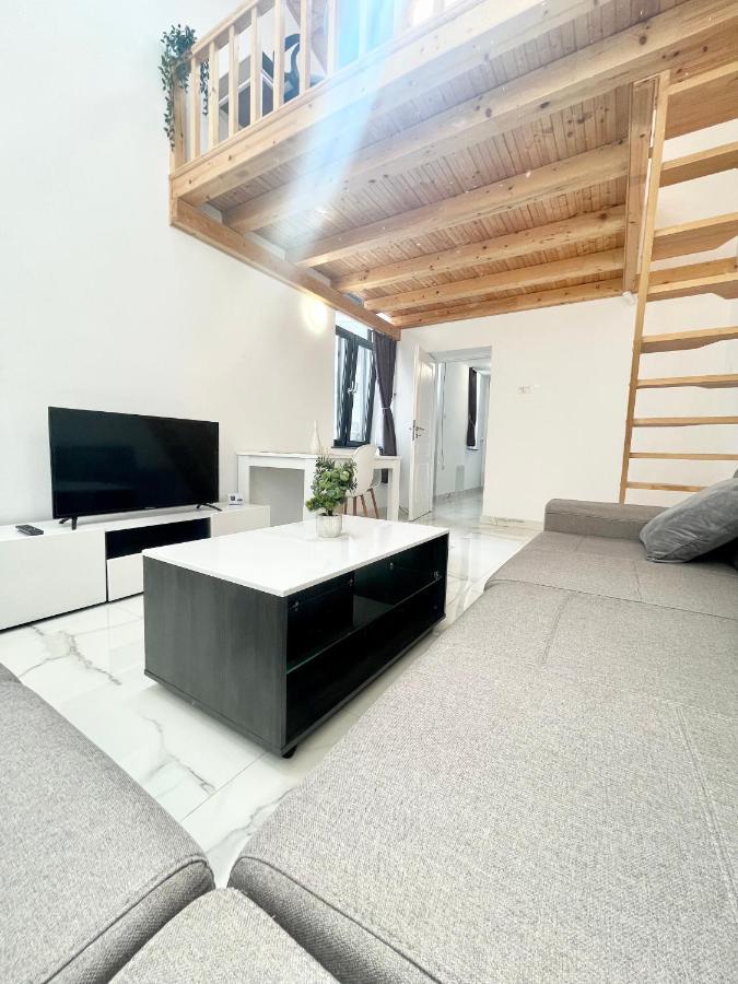 The Loft Apartment Bucharest Luaran gambar